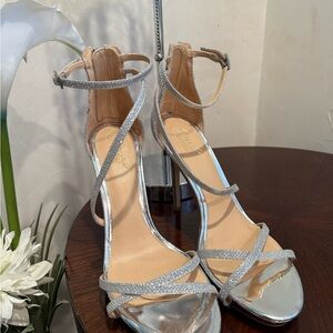 Jewel Badgley Mischka Galen Platform Glitter Heels